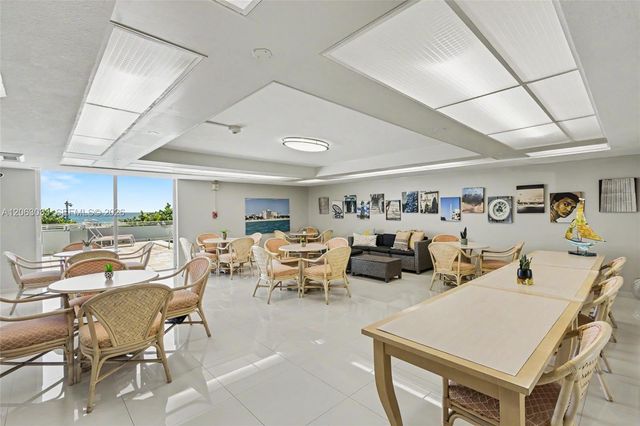 465 Ocean Dr 604, Miami Beach, FL 33139