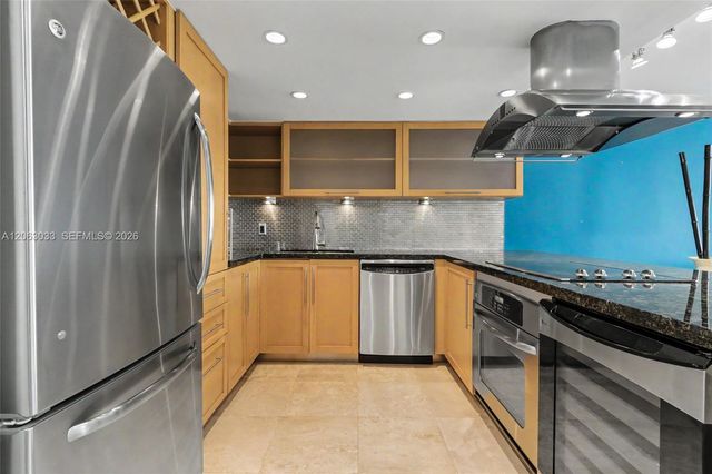 465 Ocean Dr 604, Miami Beach, FL 33139