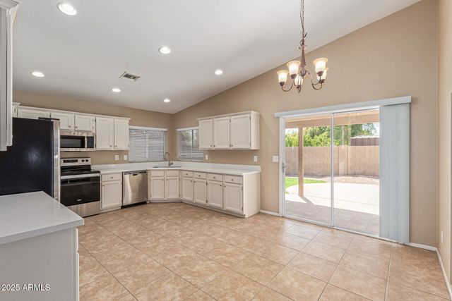 10820 N 57TH Drive, Glendale, AZ 85304