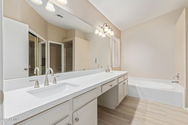 10820 N 57TH Drive, Glendale, AZ 85304