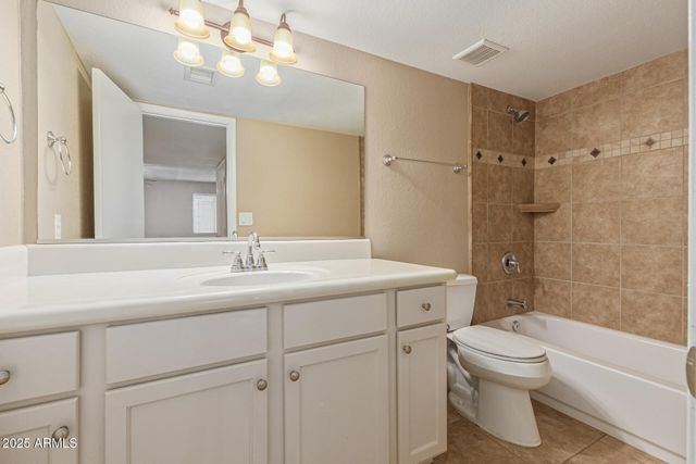 10820 N 57TH Drive, Glendale, AZ 85304