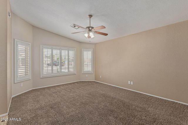 10820 N 57TH Drive, Glendale, AZ 85304