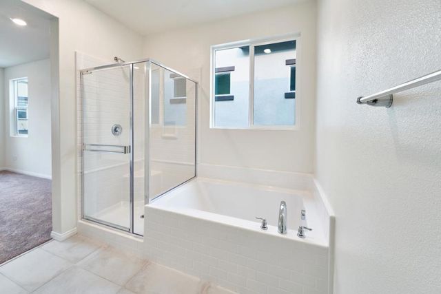 729 Daniel Freeman Circle, Inglewood, CA 90301