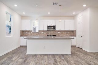 729 Daniel Freeman Circle, Inglewood, CA 90301