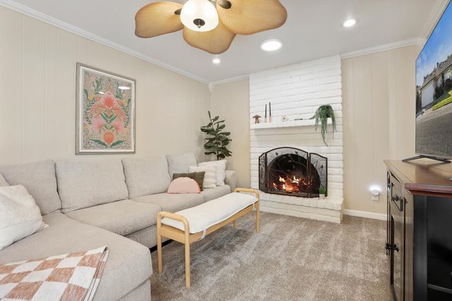 2312 Burton Way, Lodi, CA 95242