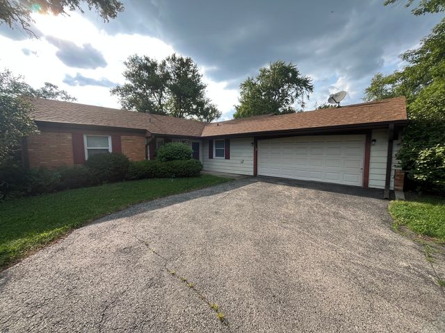 149 Mellbrook Road, Bolingbrook, IL 60440