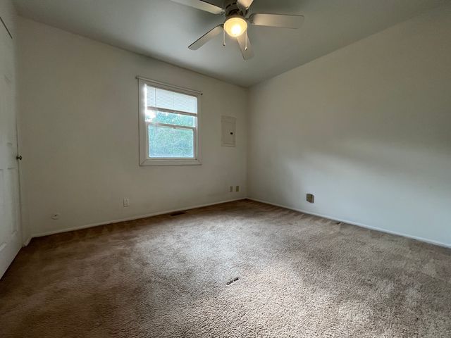 149 Mellbrook Road, Bolingbrook, IL 60440