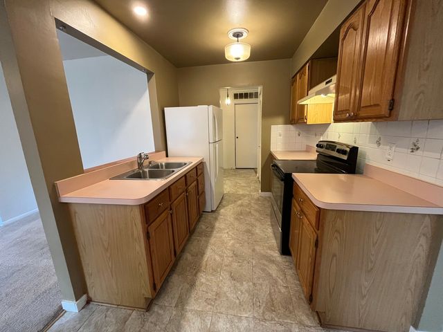 149 Mellbrook Road, Bolingbrook, IL 60440