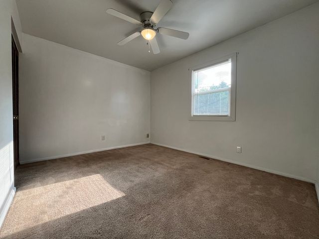 149 Mellbrook Road, Bolingbrook, IL 60440