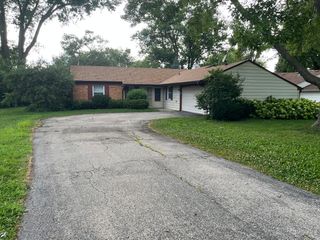 149 Mellbrook Road, Bolingbrook, IL 60440