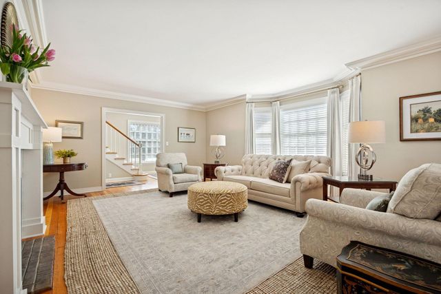 932 9th Avenue SW, Rochester, MN 55902