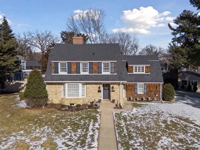 932 9th Avenue SW, Rochester, MN 55902