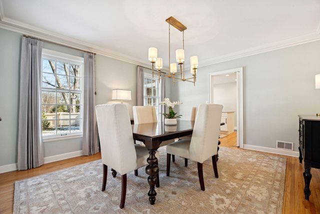 932 9th Avenue SW, Rochester, MN 55902