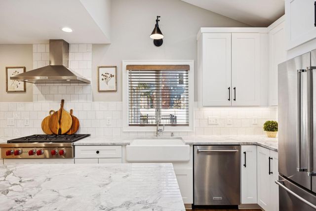 932 9th Avenue SW, Rochester, MN 55902