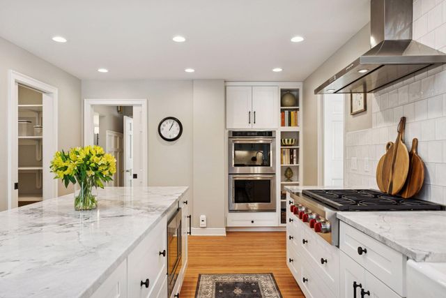 932 9th Avenue SW, Rochester, MN 55902