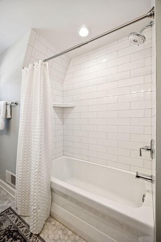 932 9th Avenue SW, Rochester, MN 55902