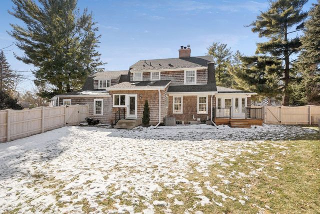 932 9th Avenue SW, Rochester, MN 55902