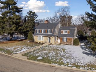 932 9th Avenue SW, Rochester, MN 55902