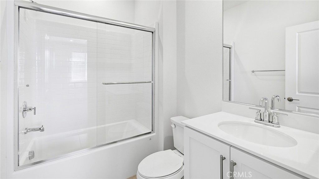 Image 20 of property listing at 1975 Avenida Del Sol, Placentia, CA 92870