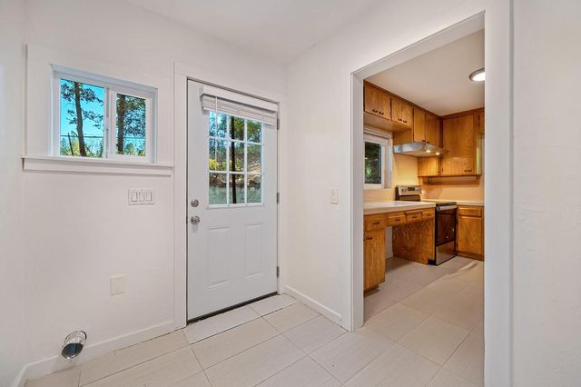 1128 Locust Ave, Placerville, CA 95667