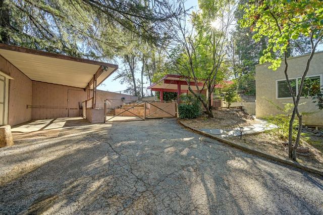 1128 Locust Ave, Placerville, CA 95667