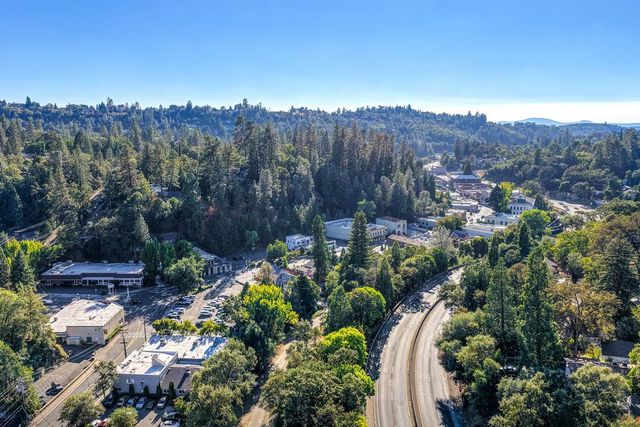 1128 Locust Ave, Placerville, CA 95667