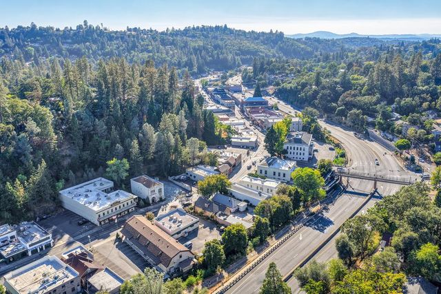1128 Locust Ave, Placerville, CA 95667