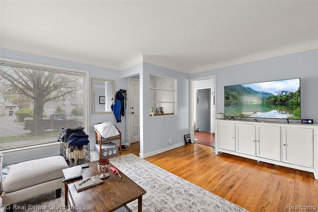 4307 Cooper Avenue, Royal Oak, MI 48073
