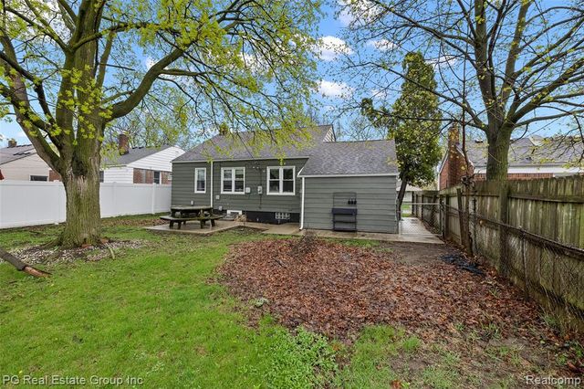 4307 Cooper Avenue, Royal Oak, MI 48073