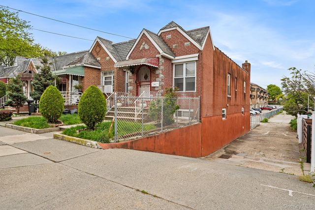 8612 133rd Avenue, Ozone Park, NY 11417