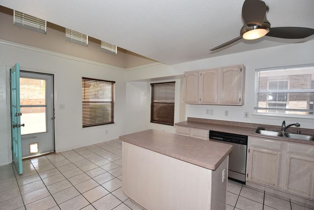 10893 Alfredo Vasquez Drive, El Paso, TX 79934