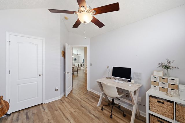 160 Old Woolen Mill Lane, Lexington, KY 40511