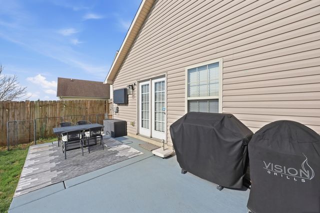 160 Old Woolen Mill Lane, Lexington, KY 40511