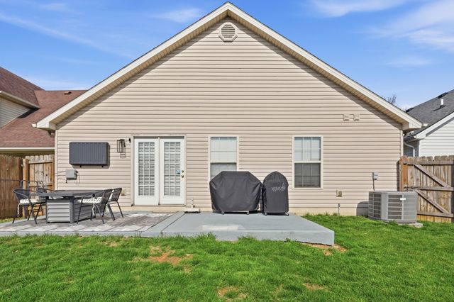 160 Old Woolen Mill Lane, Lexington, KY 40511