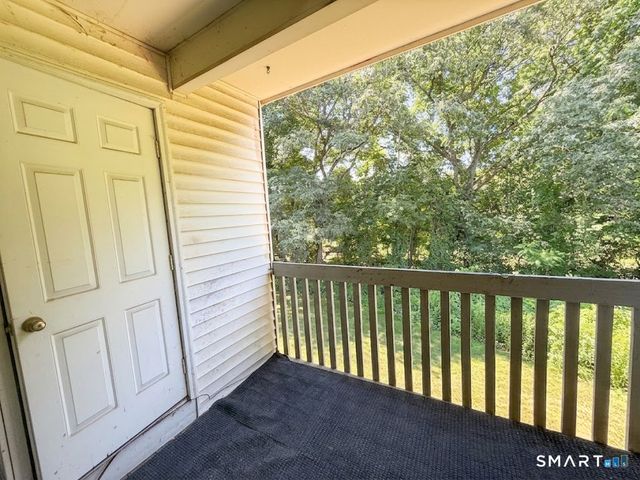 6 Concorde Way B4, Windsor Locks, CT 06096