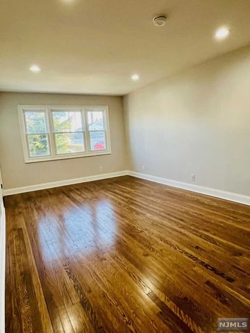 13 Falmouth Avenue, Elmwood Park, NJ 07407