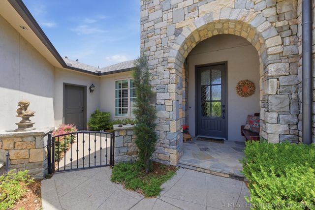 1101 W 84th Street, Tulsa, OK 74132