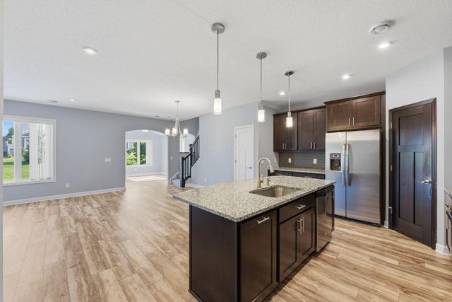 8896 Upper 9th Place N, Lake Elmo, MN 55042