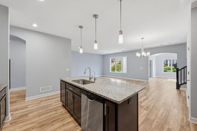 8896 Upper 9th Place N, Lake Elmo, MN 55042
