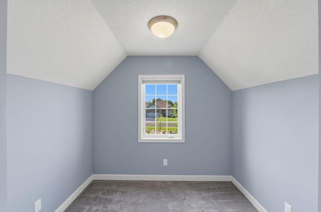 8896 Upper 9th Place N, Lake Elmo, MN 55042