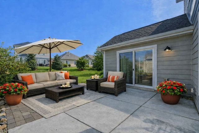 8896 Upper 9th Place N, Lake Elmo, MN 55042