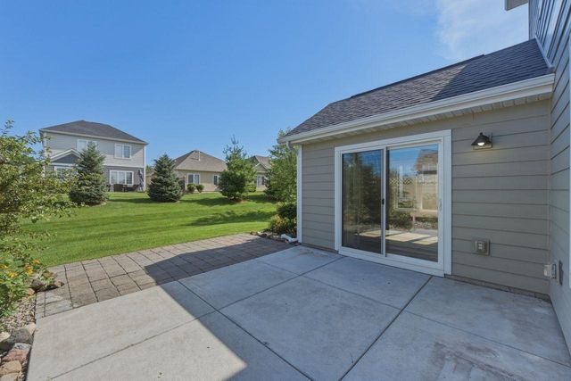 8896 Upper 9th Place N, Lake Elmo, MN 55042