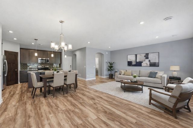 8896 Upper 9th Place N, Lake Elmo, MN 55042