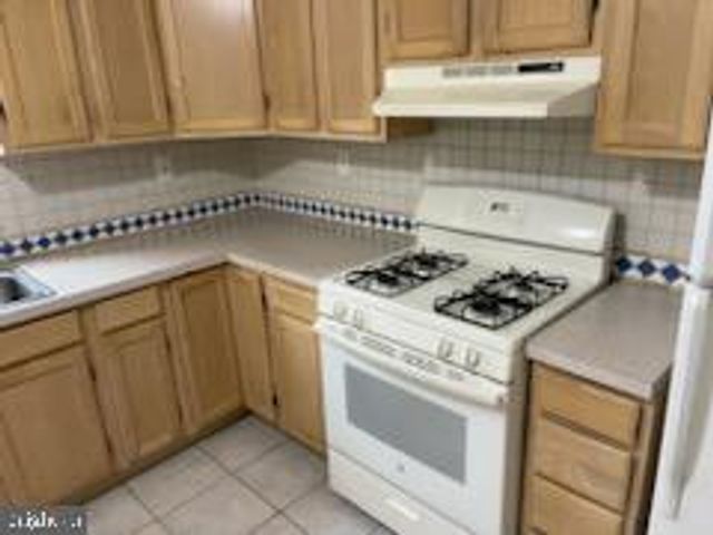 1223 TREE ST, Philadelphia, PA 19148