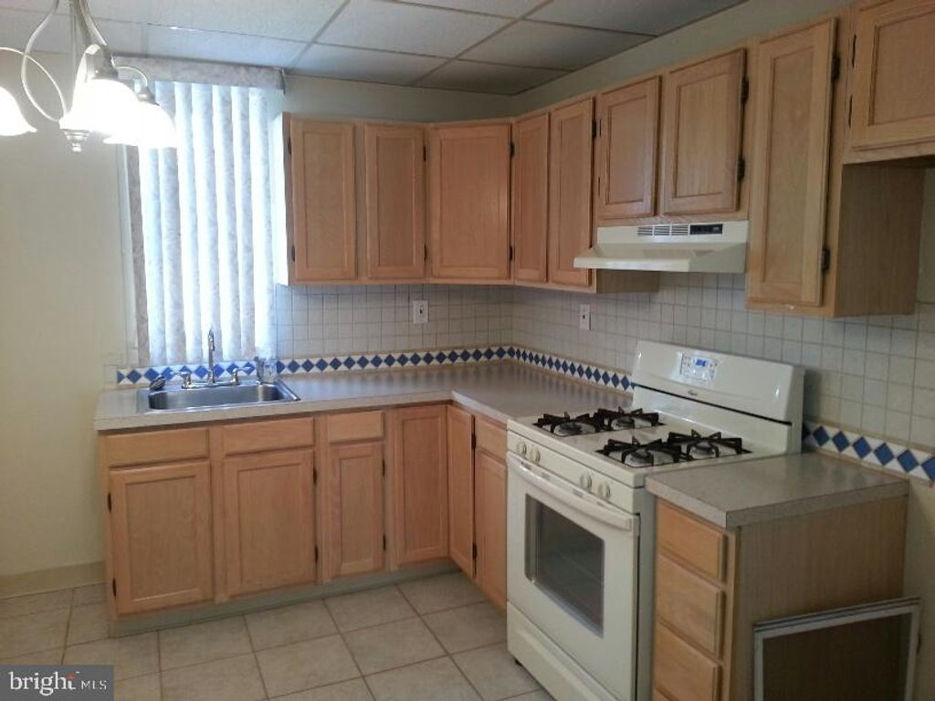 1223 TREE ST, Philadelphia, PA 19148