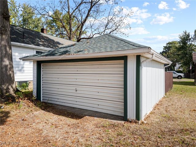 324 Snyder Place SW, Massillon, OH 44647