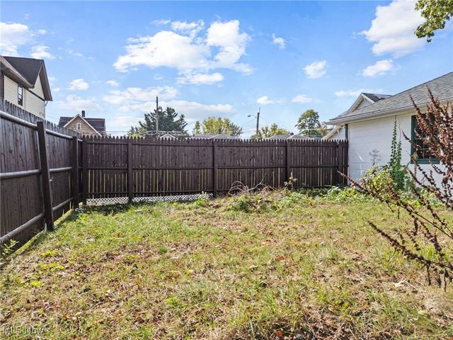 324 Snyder Place SW, Massillon, OH 44647