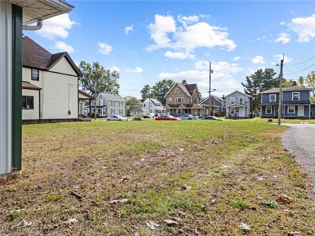 324 Snyder Place SW, Massillon, OH 44647