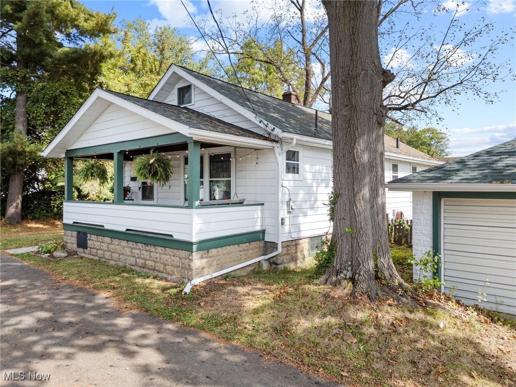 324 Snyder Place SW, Massillon, OH 44647