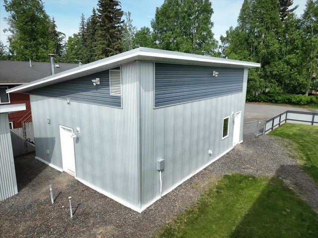 2101 SOUTHERN AVENUE, Fairbanks, AK 99709